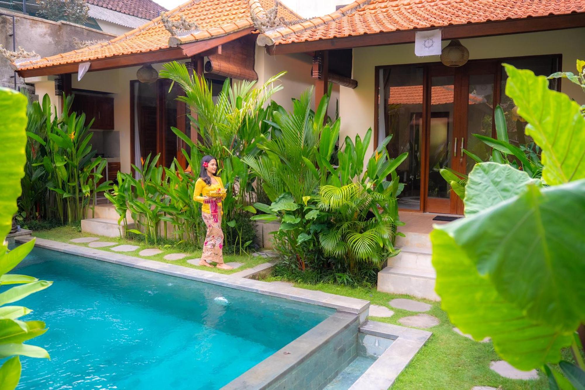 Cempaka Kembar Guest House Ubud  Exterior photo
