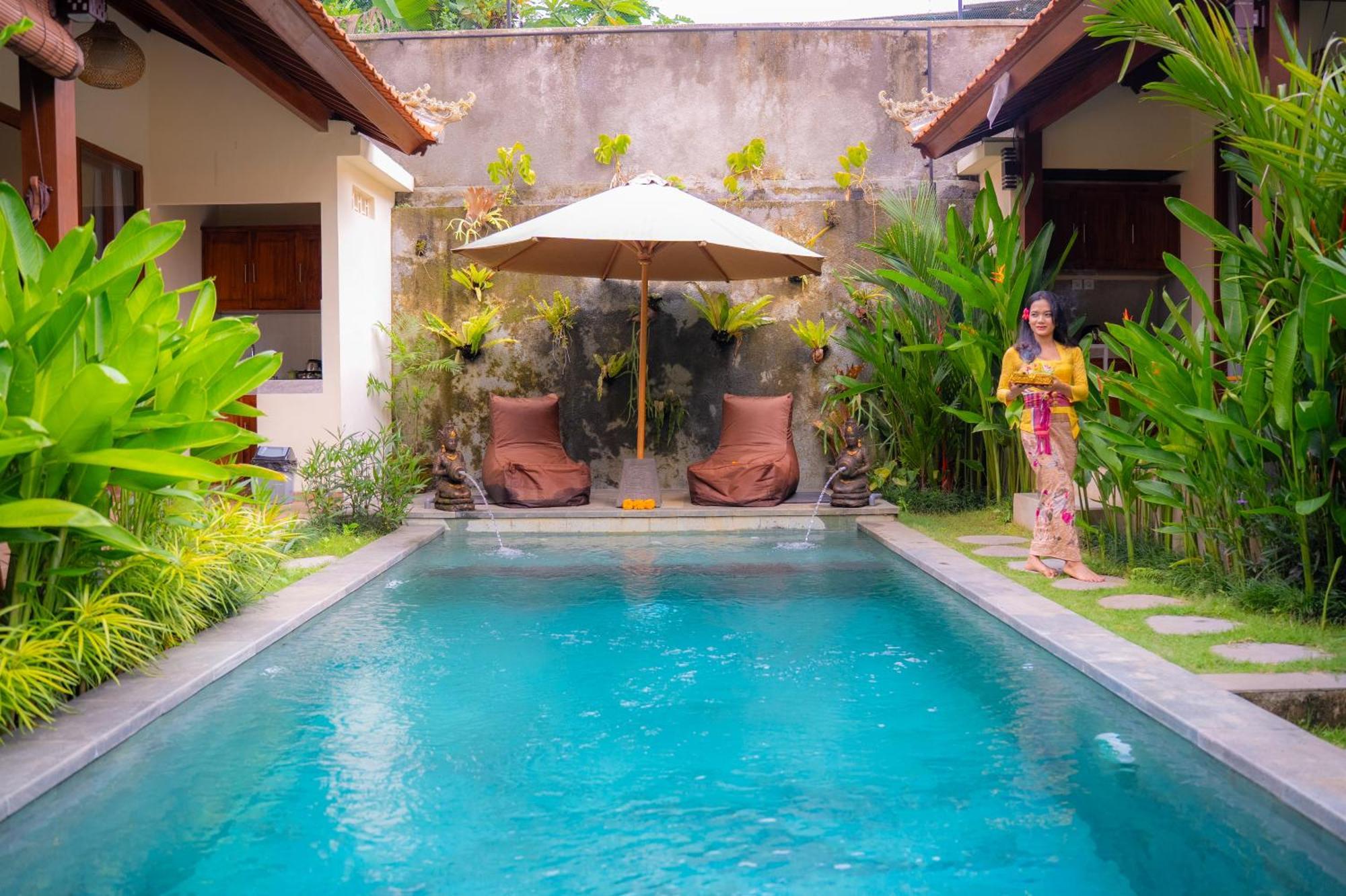 Cempaka Kembar Guest House Ubud  Exterior photo